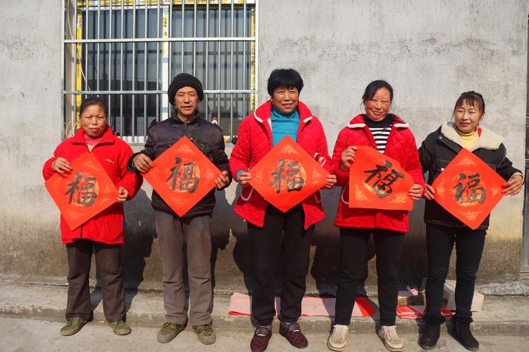 河南安阳县村民喜领红利，笑逐颜开助力乡村振兴
