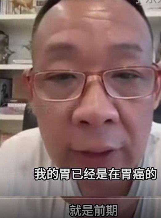 原标题中的核心词汇有：于东来、宣布、胖东来、新、热点新闻。
