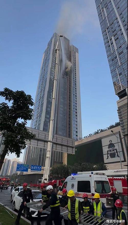 深圳湾豪宅爆燃事件，邻近楼宇成新焦点