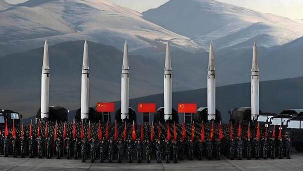 火箭军精英崛起：导弹尖兵的青春奋斗与使命担当